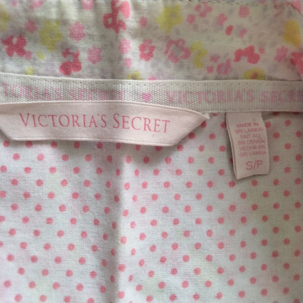 Victoria’s Secret Floral Button Up Long Sleeve Pink Night Shirt Gown Womens Sz S - Picture 8 of 11